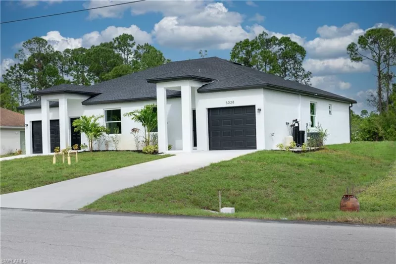 LEHIGH ACRES