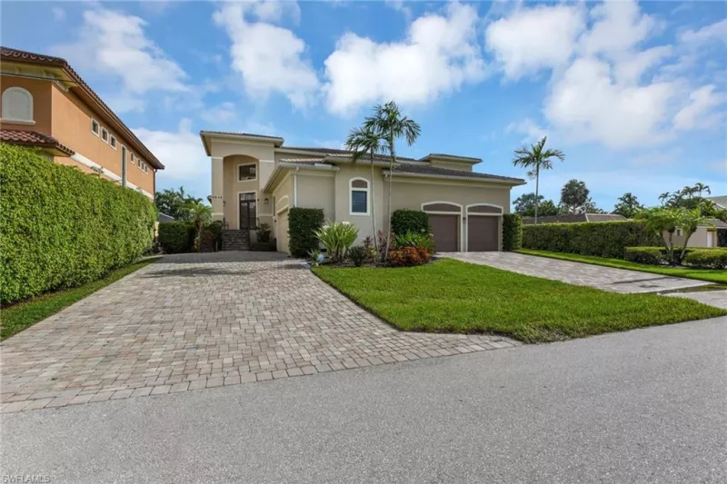 BONITA SPRINGS