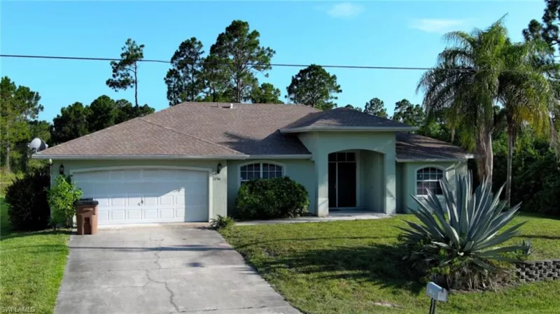 LEHIGH ACRES