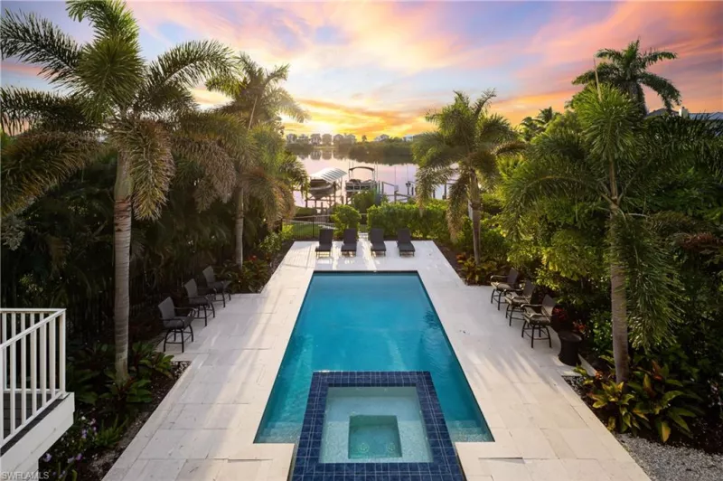 BONITA SPRINGS