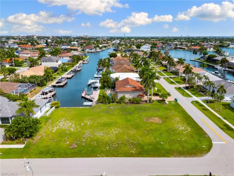 MARCO ISLAND
