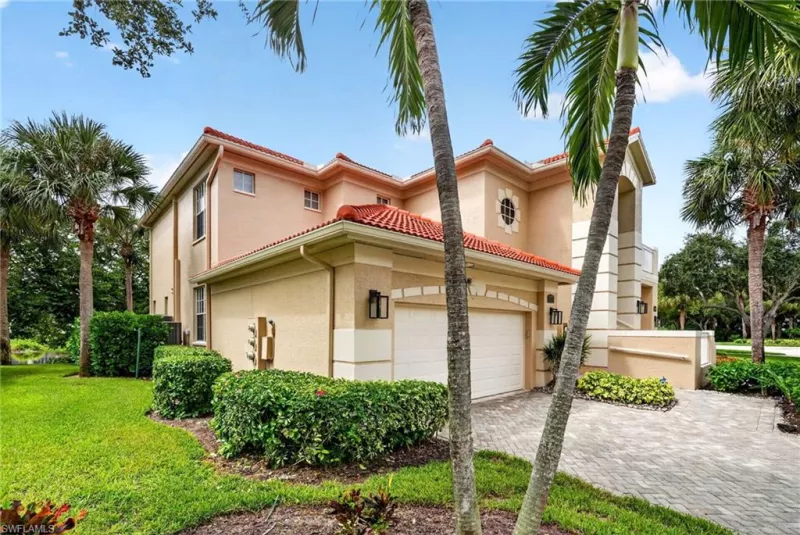 BONITA SPRINGS