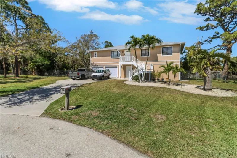 BONITA SPRINGS