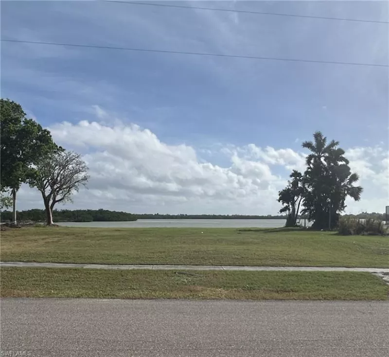 MARCO ISLAND