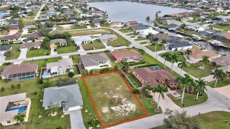 CAPE CORAL