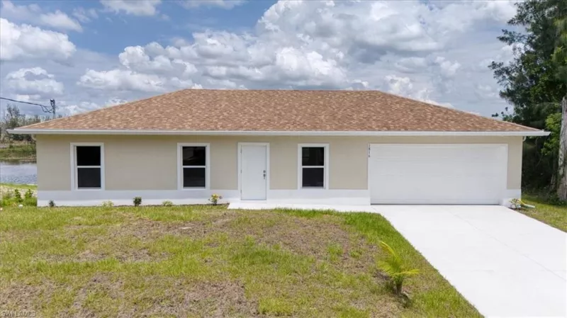 LEHIGH ACRES