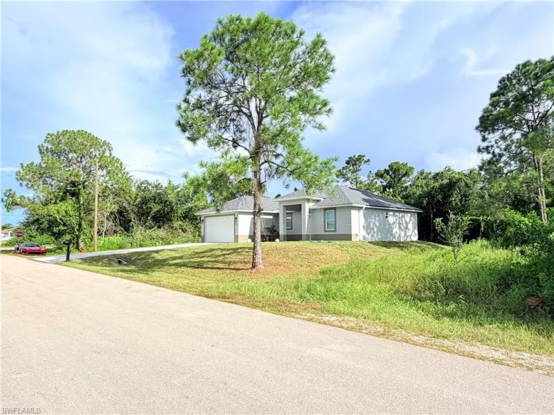 LEHIGH ACRES