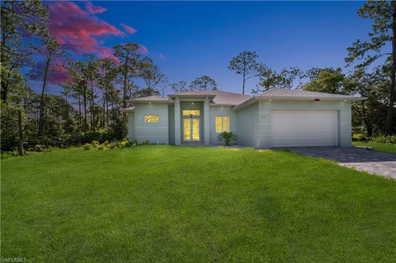 LEHIGH ACRES