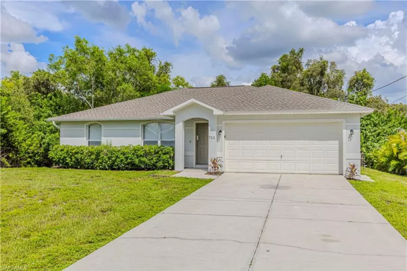 LEHIGH ACRES