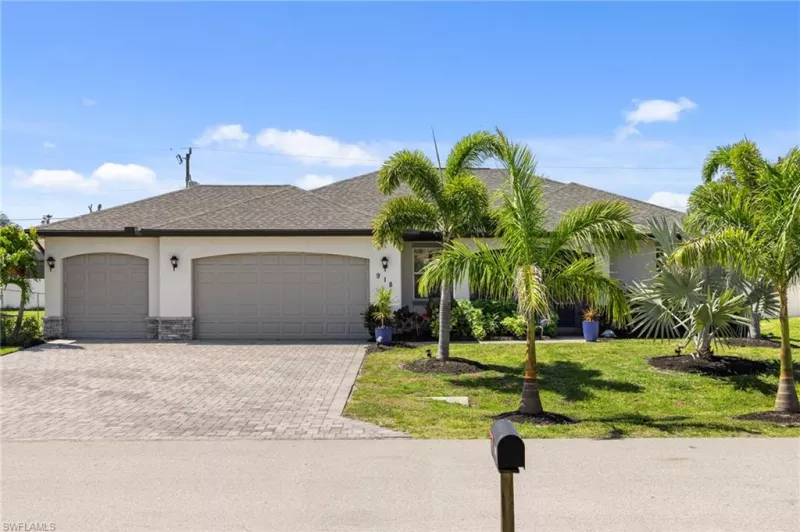 CAPE CORAL