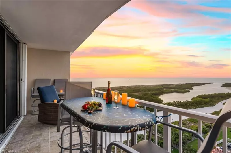 MARCO ISLAND