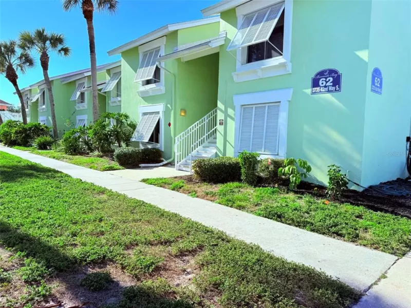 ST PETERSBURG
