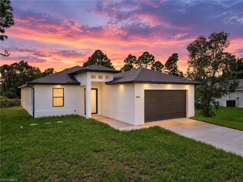 LEHIGH ACRES