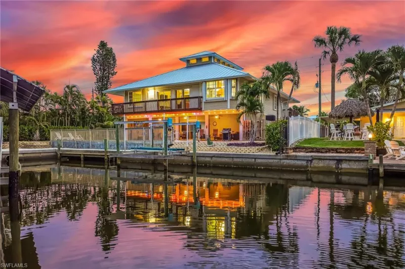BONITA SPRINGS