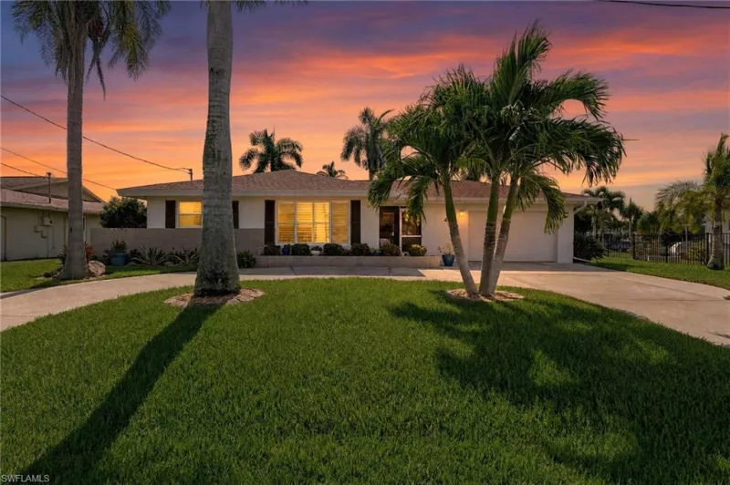 CAPE CORAL