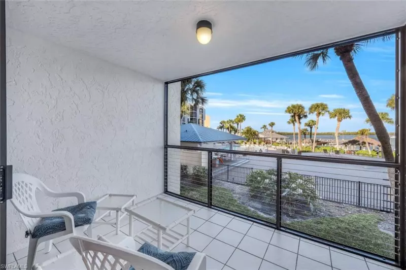 MARCO ISLAND
