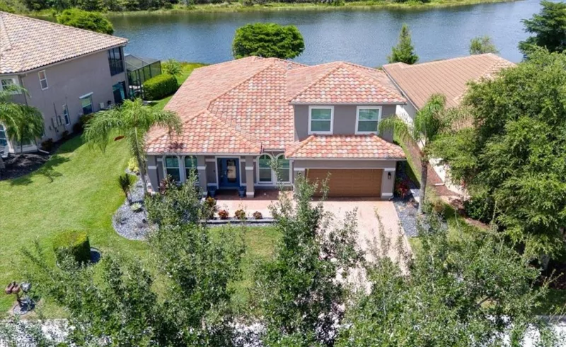 ESTERO