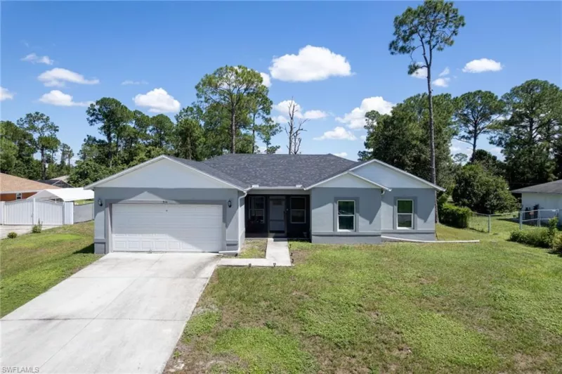 LEHIGH ACRES