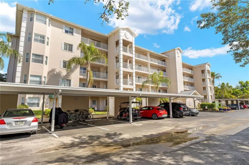 ESTERO