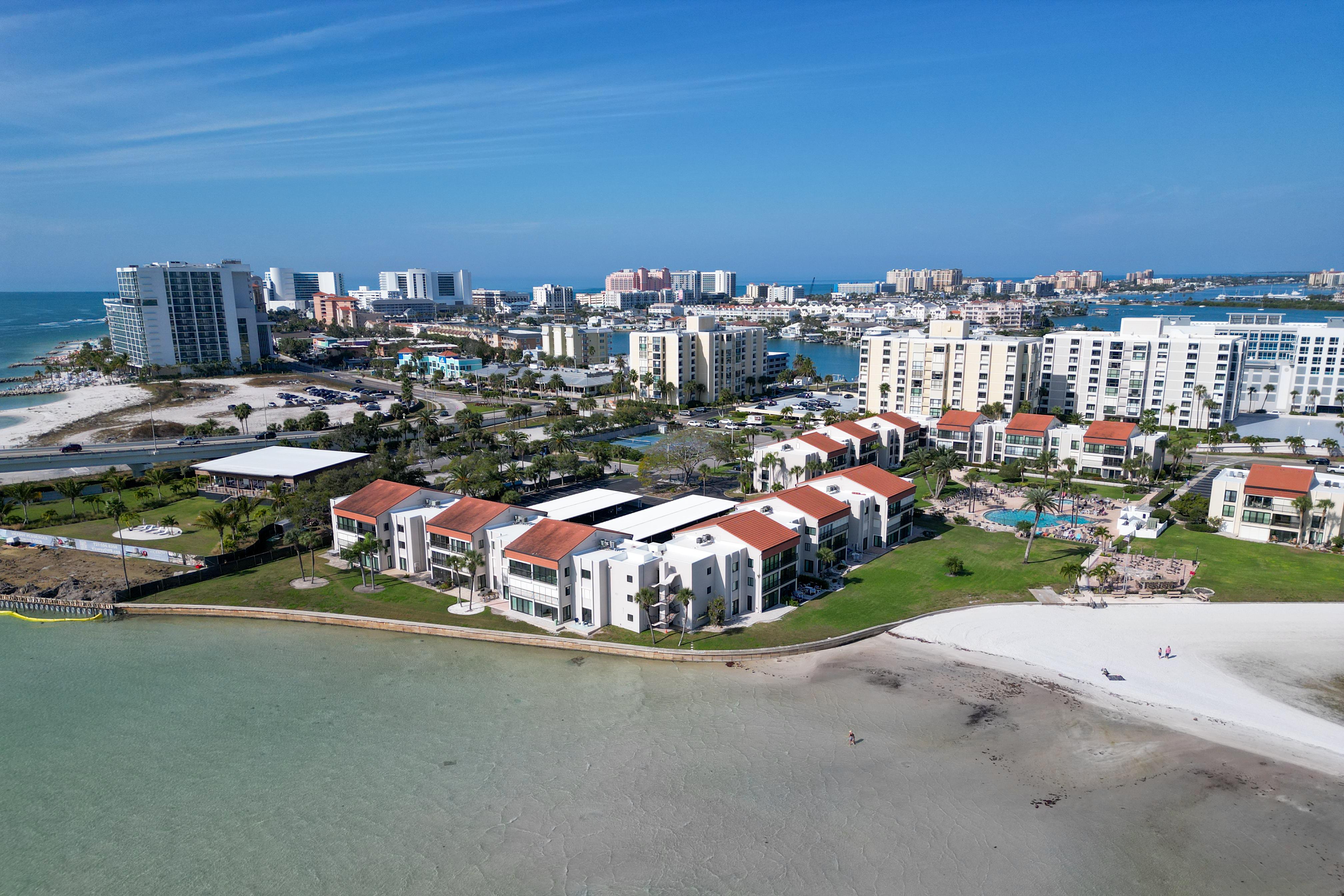 Waterfront Luxury Condo in Clearwater FL | 825 S Gulfview Blvd #106